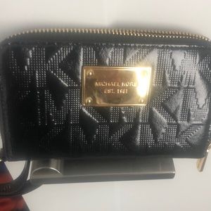 Michael Kors wristlet